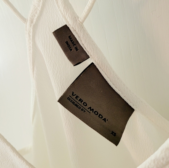 Vero Moda xs strappy tank top - Picture 2 of 2